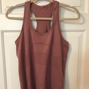 Lululemon swiftly tech racerback tank size 8
